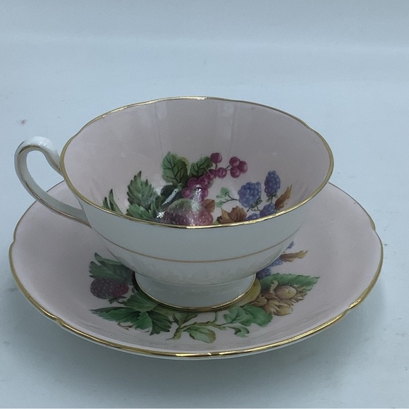 Royal Grafton England Strawberry Pale Pink Bone China Teacup and Saucer - Picture 4 of 10